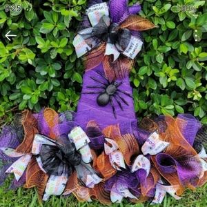 Wreath Witch Hat with Black Spider.